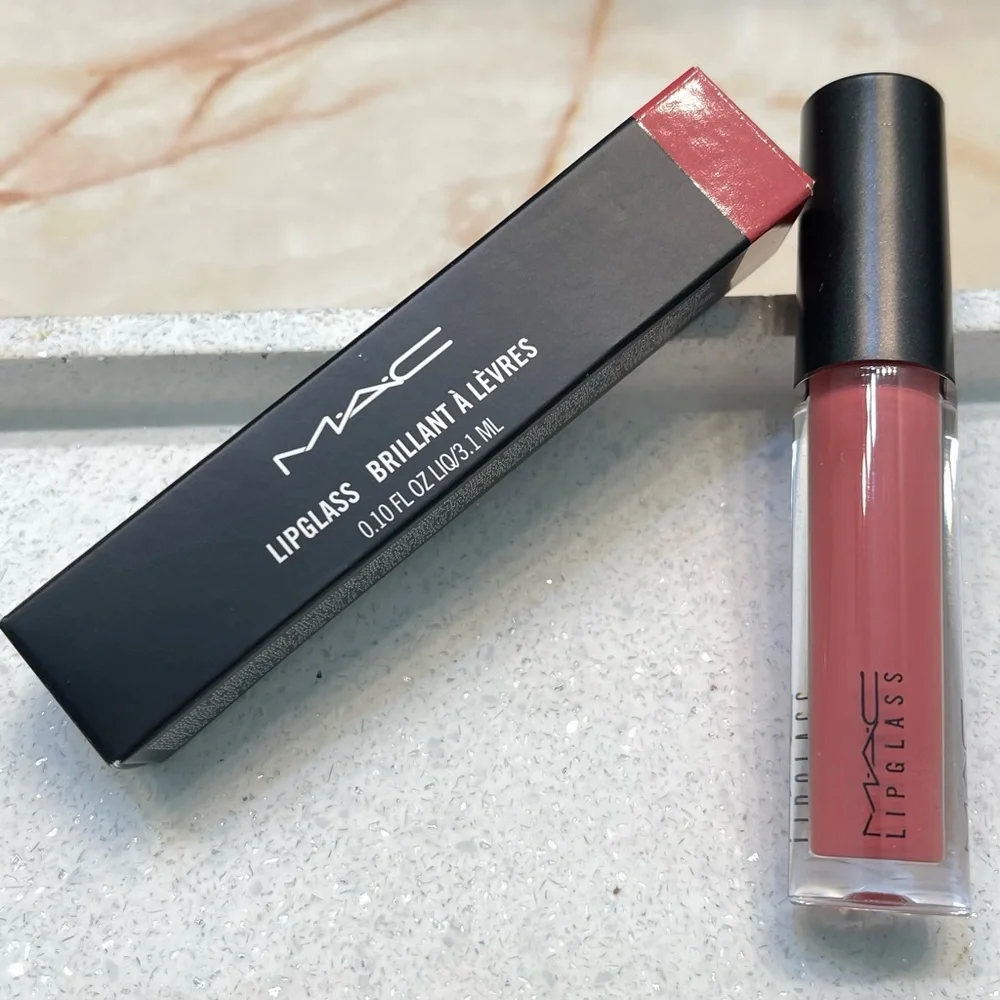 VAULTED ~ MAC ~ ‘341 MAGICALLY DELIGHTFUL’ Lipglass Brilliant ~ Full Size ~ NIB
